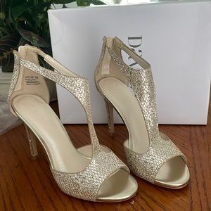 David’s Bridal Heel